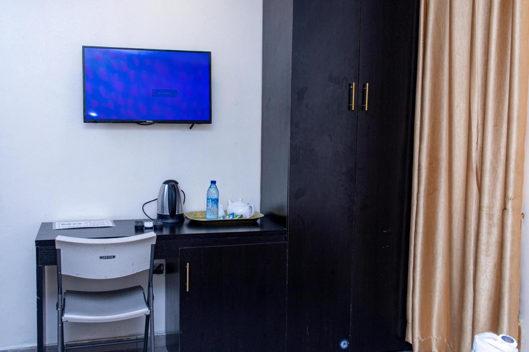 Royal Rex Hotels And Spa Lagos Exterior photo