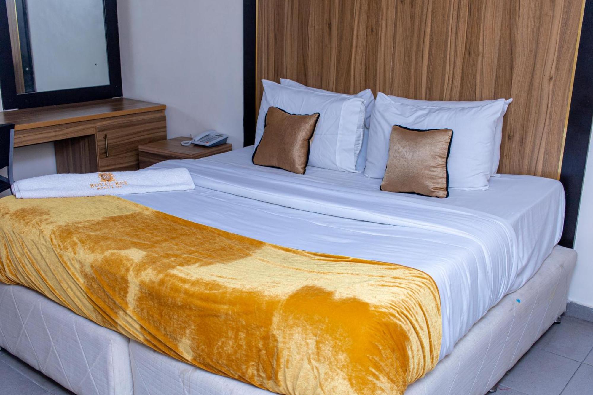 Royal Rex Hotels And Spa Lagos Exterior photo