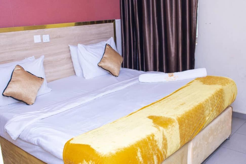 Royal Rex Hotels And Spa Lagos Exterior photo
